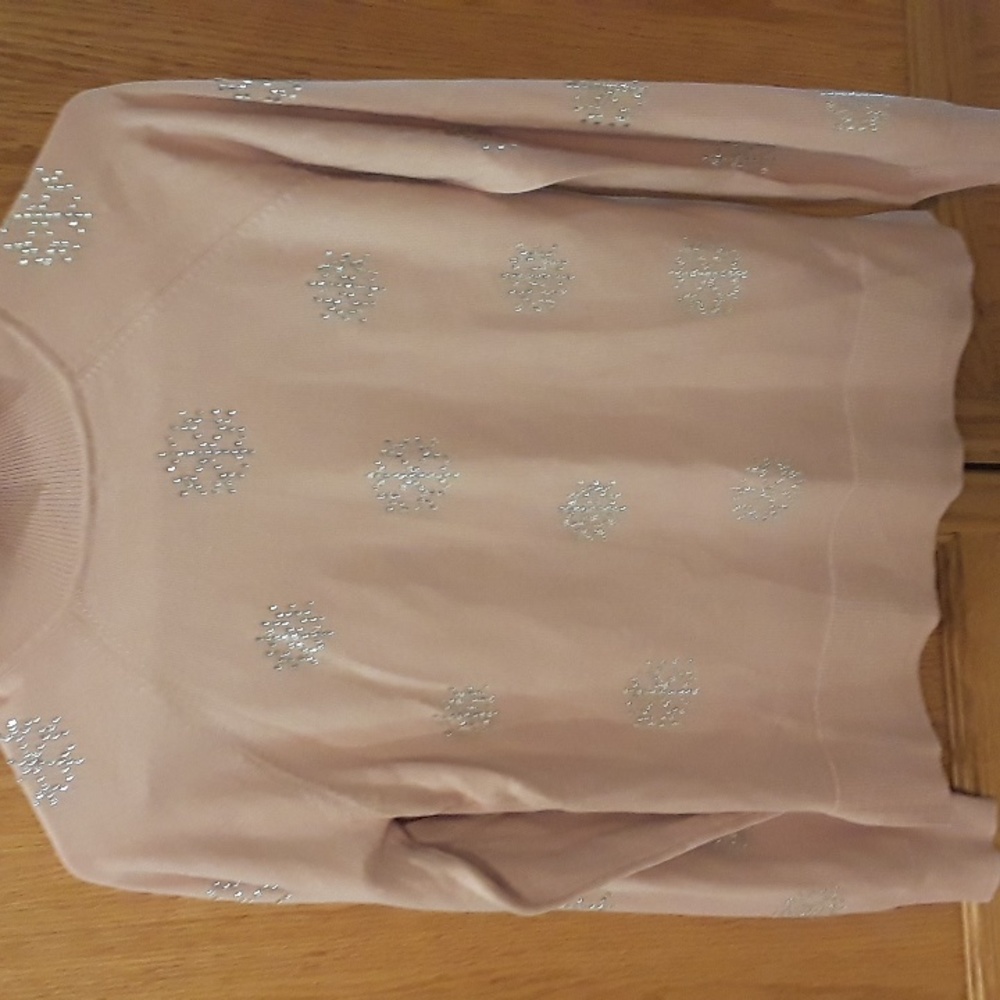 New beautiful sweater